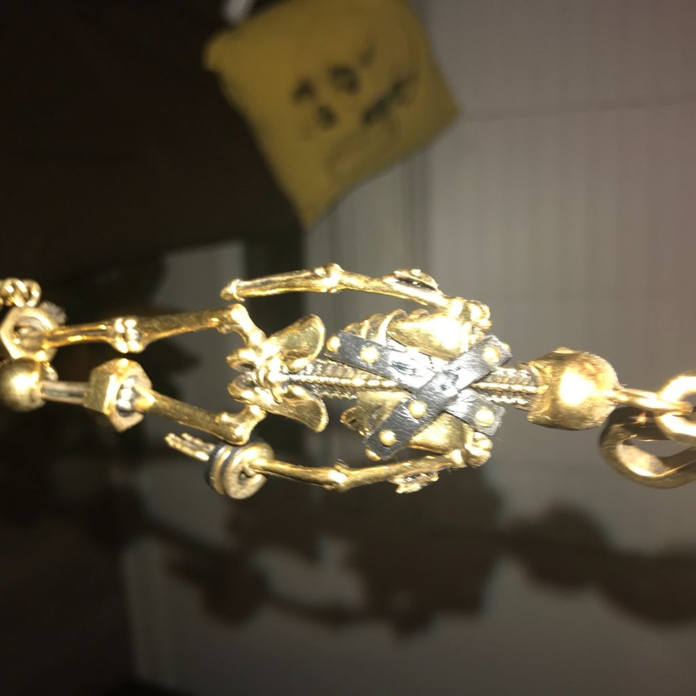 Perfect Skeleton Keychain - Picture 2 of 3